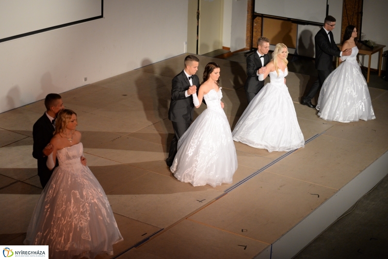 A Bánki Donát Műszaki Középiskola szalagavató műsorából