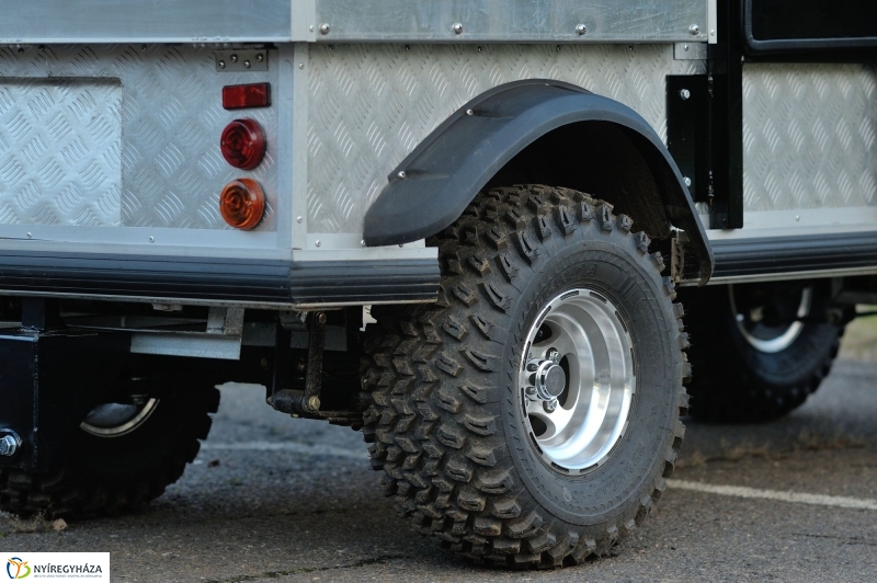 Sóstógyógyfürdő elektromos kisautóval gazdagodott