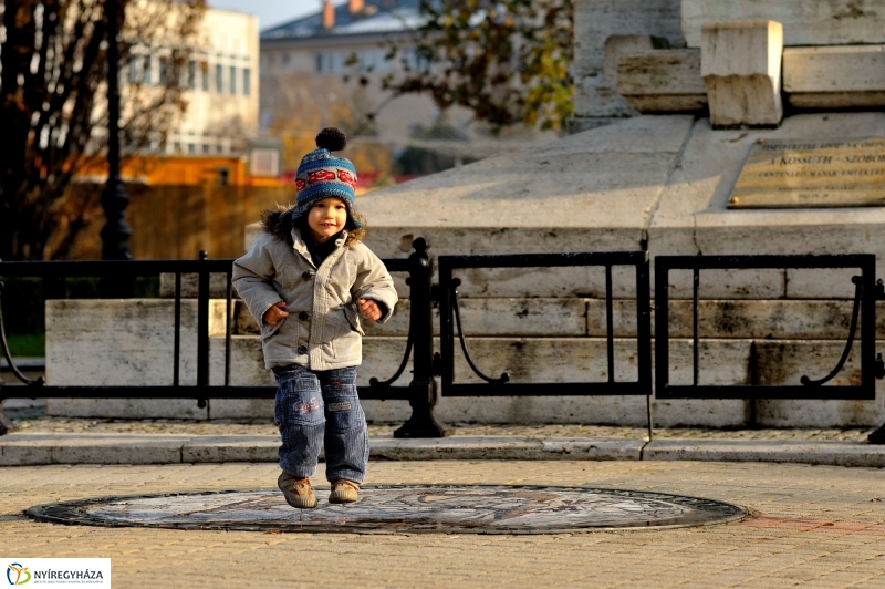 Gyerekek a Karácsonyi Forgatagban