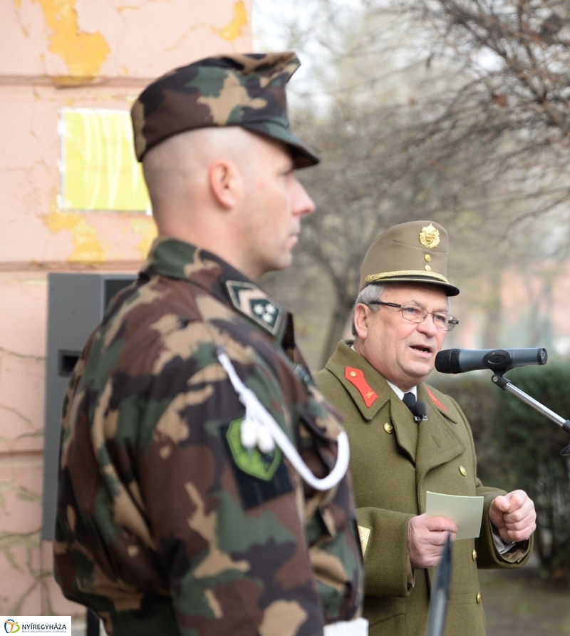 Reviczky emléktábla koszorúzás