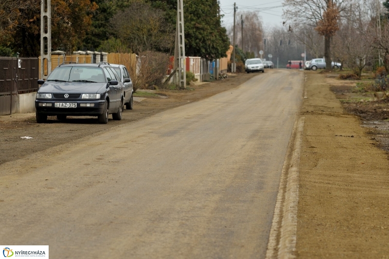 Aszfaltozták a Tujafa utcát