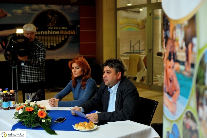 A tízéves Aquarius Élményfürdő sajtótájékoztatója