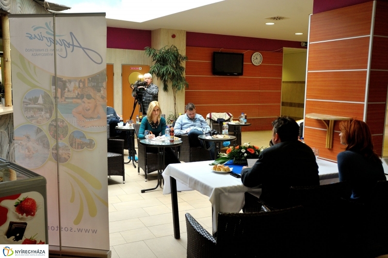 A tízéves Aquarius Élményfürdő sajtótájékoztatója