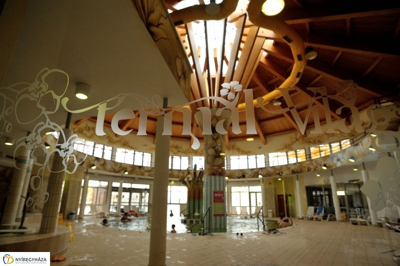 A tízéves Aquarius Élményfürdő sajtótájékoztatója