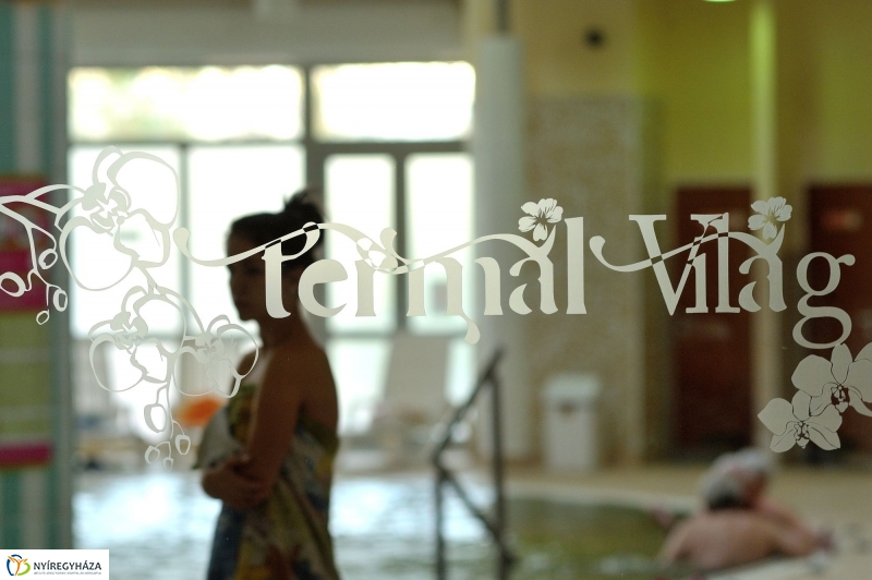 A tízéves Aquarius Élményfürdő sajtótájékoztatója