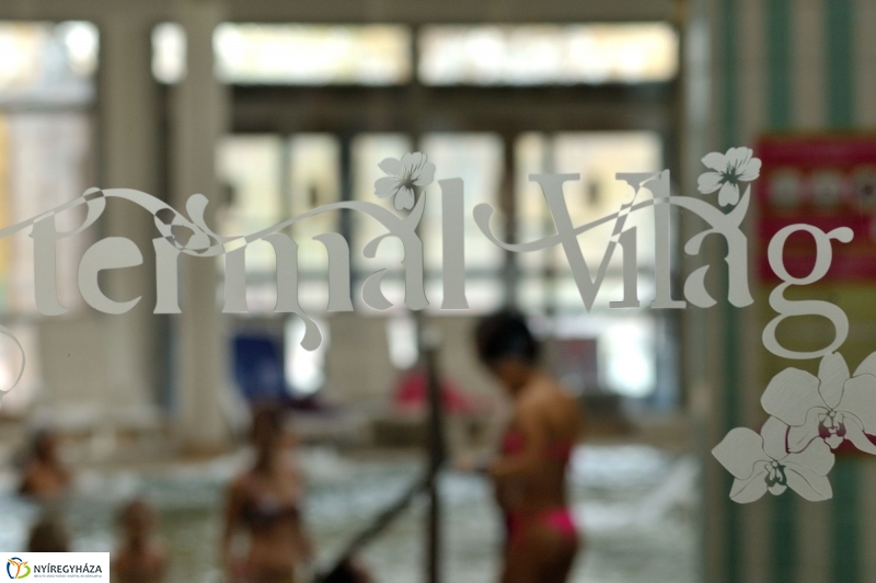 A tízéves Aquarius Élményfürdő sajtótájékoztatója