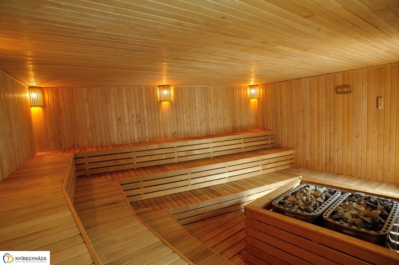 A tízéves Aquarius Élményfürdő sajtótájékoztatója