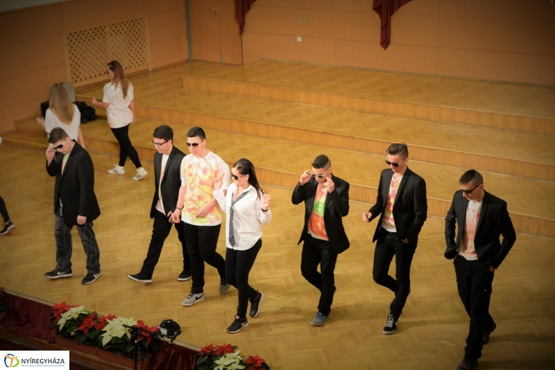 Szalagavató gálaműsor a Sipkayban