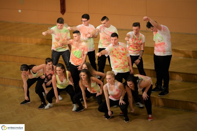 Szalagavató gálaműsor a Sipkayban