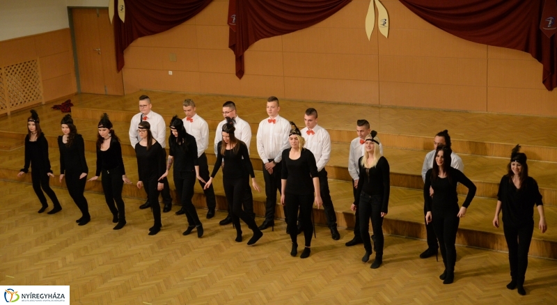 Szalagavató gálaműsor a Sipkayban