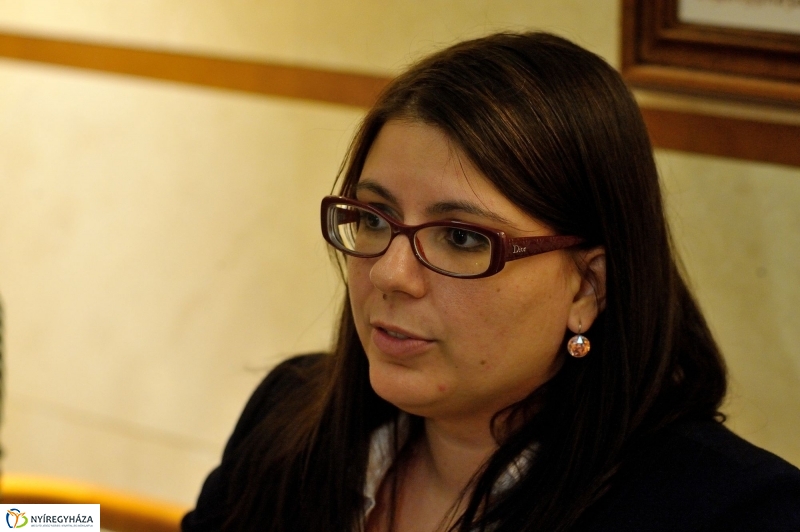 Migrációs válság és átalakuló világrend kerekasztal beszélgetés