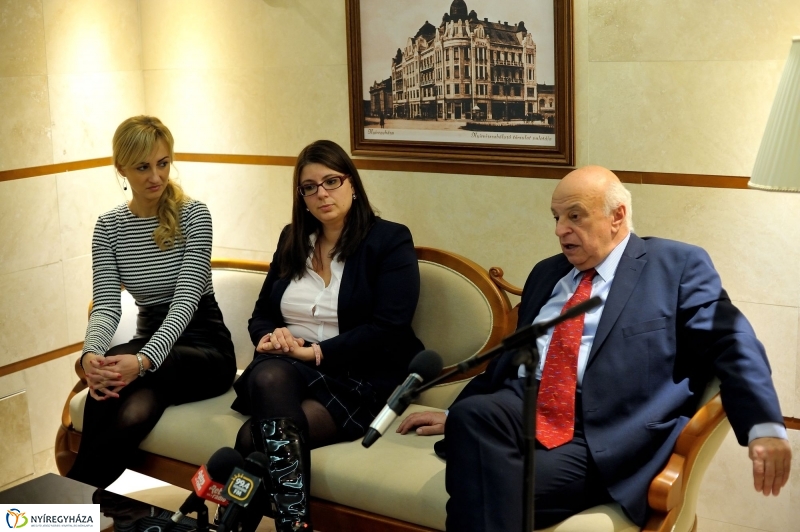 Migrációs válság és átalakuló világrend kerekasztal beszélgetés