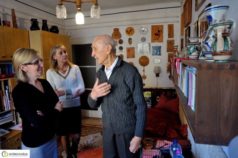 Szépkorú köszöntése - Erdős Jenő