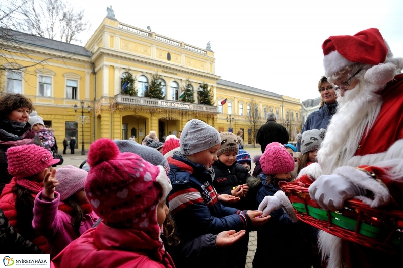 Nyíregyházán a Mikulás