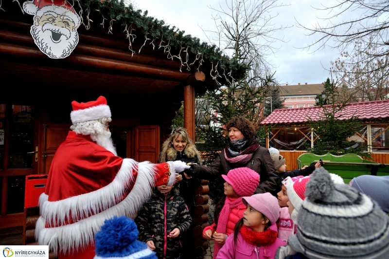 Nyíregyházán a Mikulás