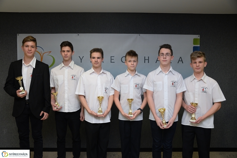 Városi Sportgála-Bajnokok fala 1