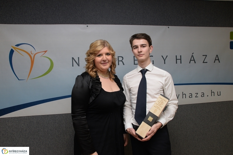 Városi Sportgála-Bajnokok fala 1