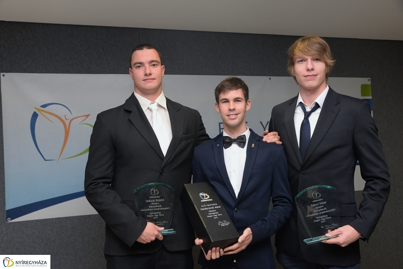 Városi Sportgála-Bajnokok fala 1