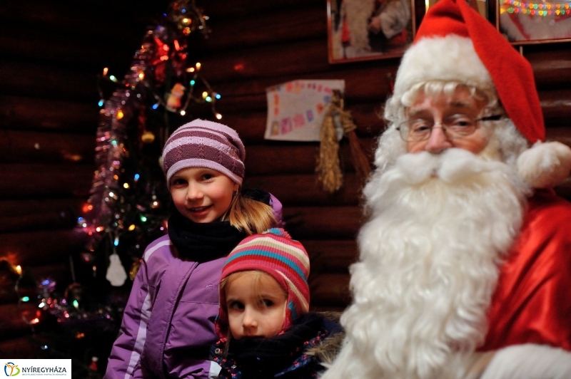 Esti séta a Karácsonyi Forgatagban