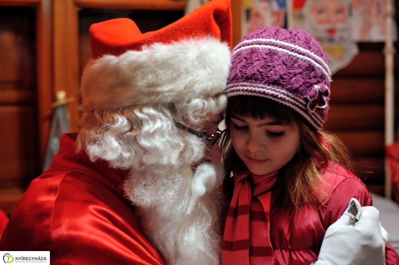 Esti séta a Karácsonyi Forgatagban