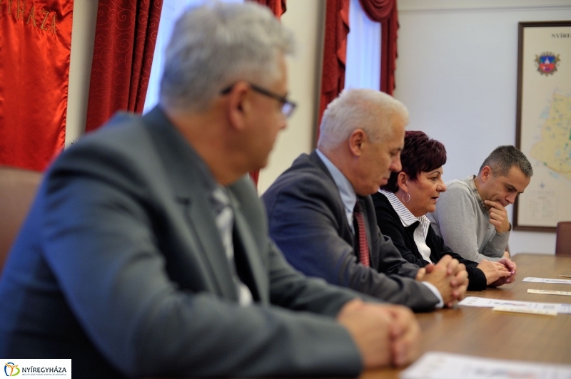 Nemzetközi leányröplabda bajnokság beharangozója