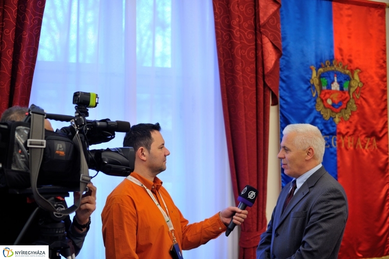 Nemzetközi leányröplabda bajnokság beharangozója