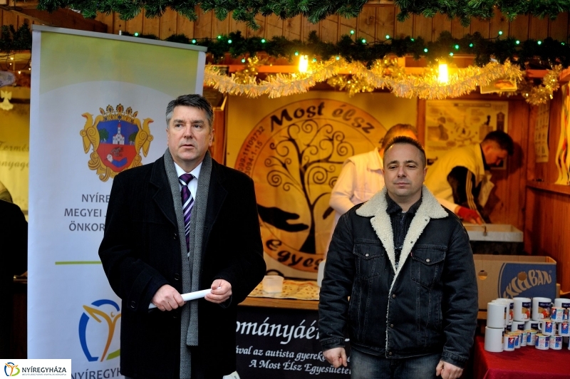 Adventi jótékonysági akciók