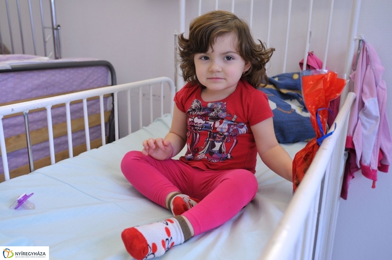 Mikulás a Jósa András Kórházban