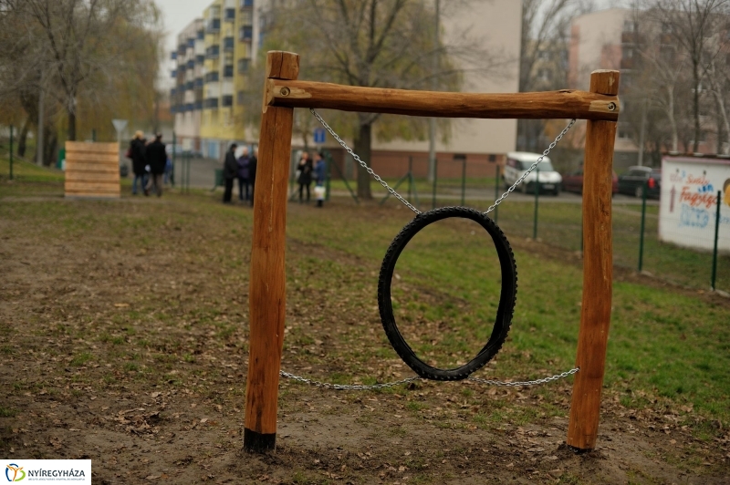 Kutyafuttató az Érkertben