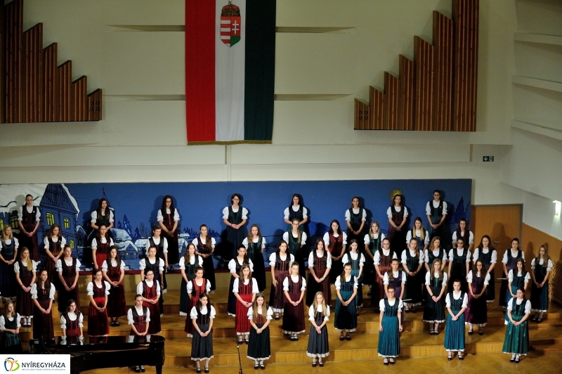 Cantemus - Adventi Koncert