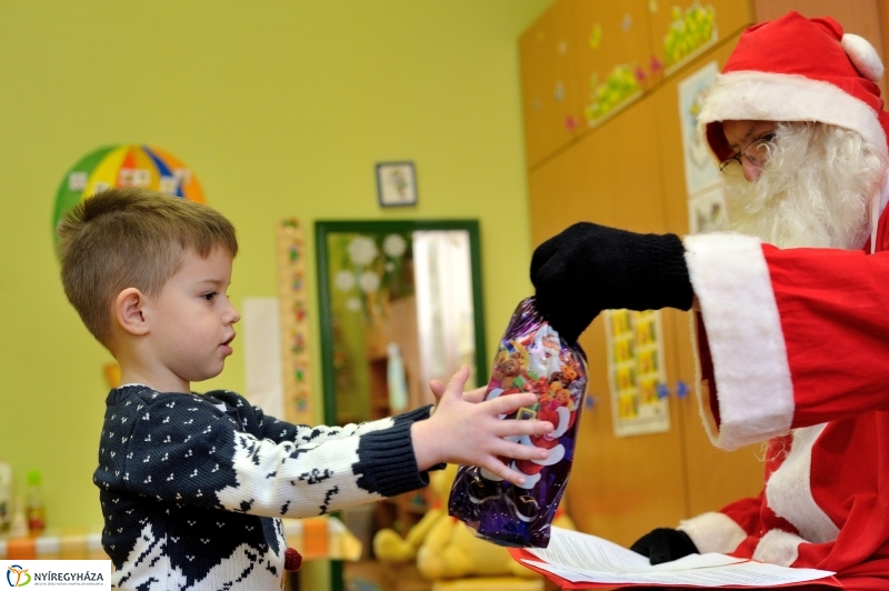 Mikulás a nyíregyházi evangélikus óvodában