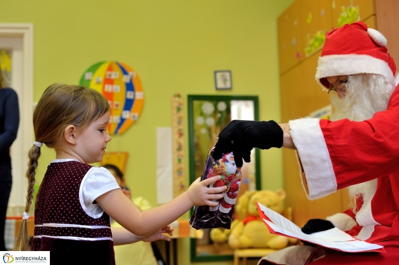 Mikulás a nyíregyházi evangélikus óvodában