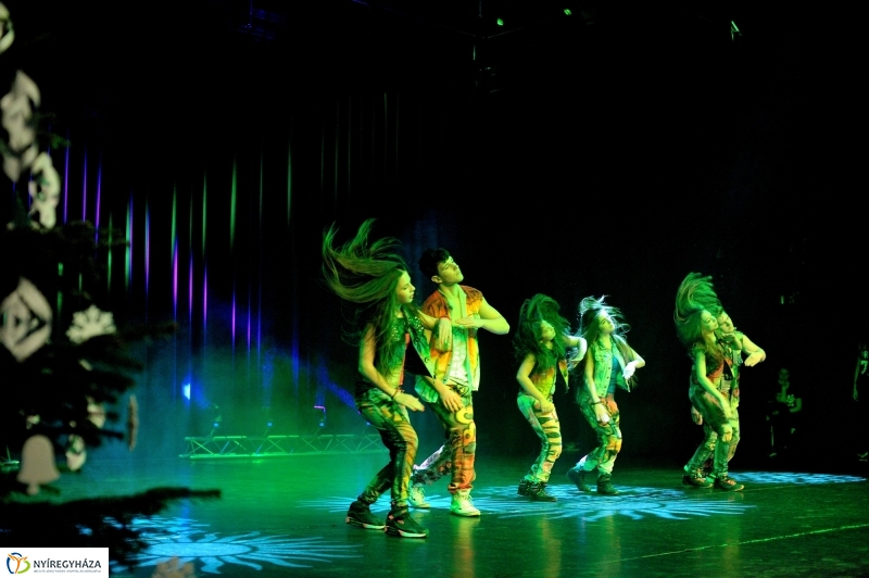 Mikulás nap nagycsaládosoknak a Váci Mihály Kulturális Központban