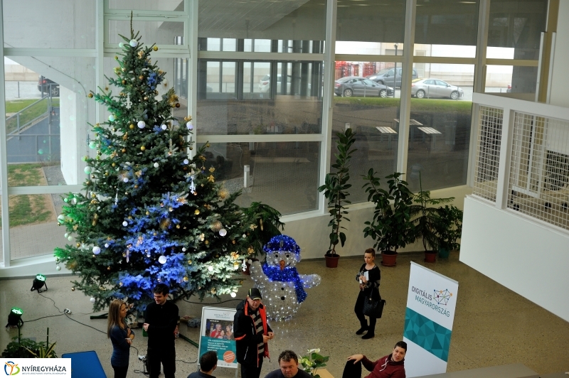 Mikulás nap nagycsaládosoknak a Váci Mihály Kulturális Központban