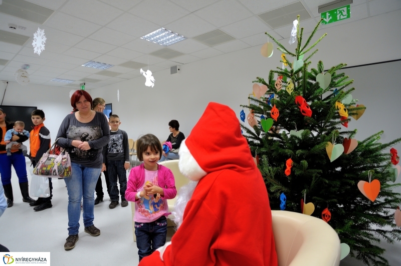 Mikulás nap nagycsaládosoknak a Váci Mihály Kulturális Központban