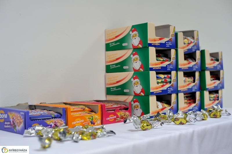 Mikulás nap nagycsaládosoknak a Váci Mihály Kulturális Központban