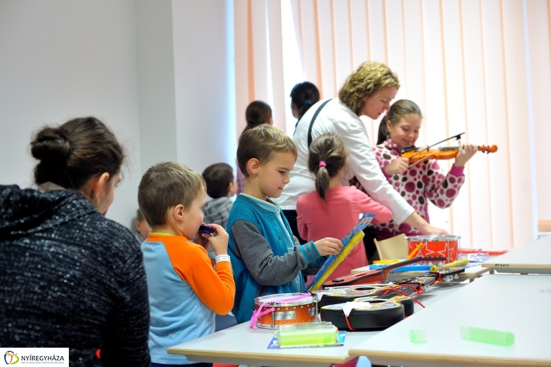 Mikulás nap nagycsaládosoknak a Váci Mihály Kulturális Központban