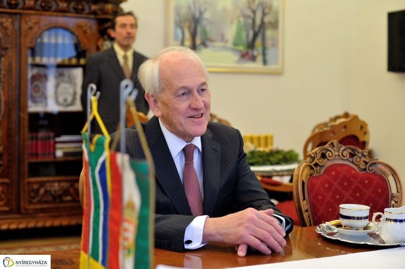 Dél-Afrikai nagykövet a Városházán