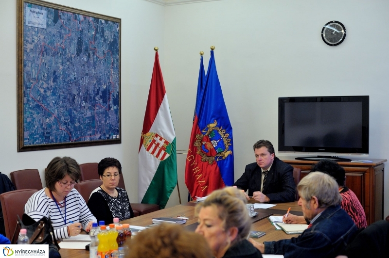 Ülésezett az Idősügyi Tanács