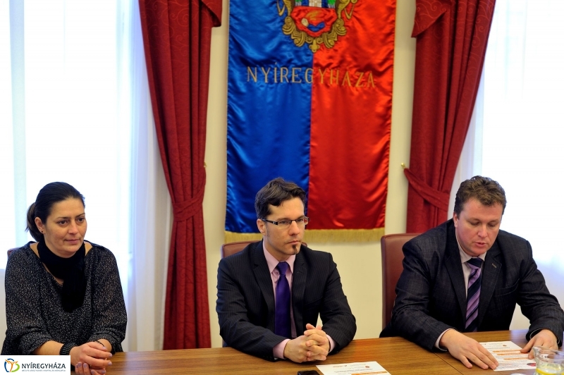 Beszédes kezek programsorozat beharangozója