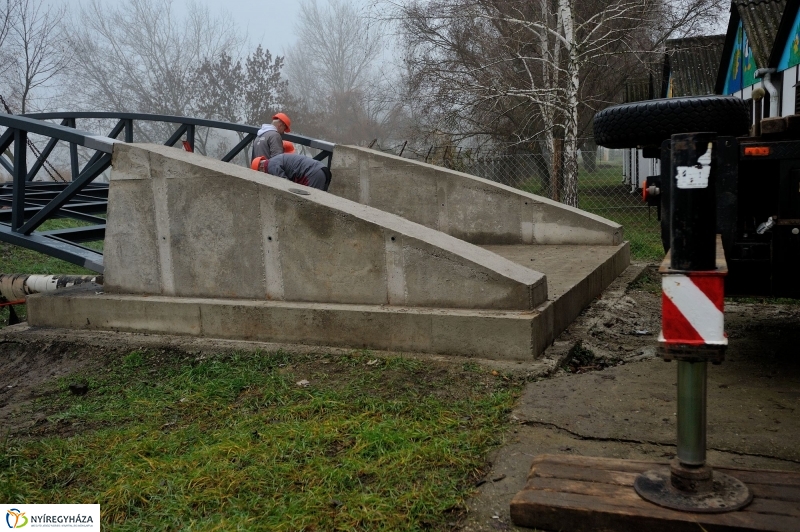 Hídelem beemelése Sóstón