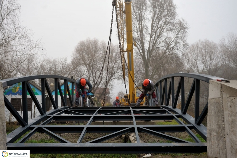 Hídelem beemelése Sóstón