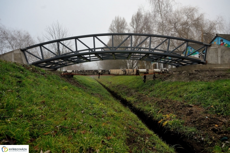 Hídelem beemelése Sóstón