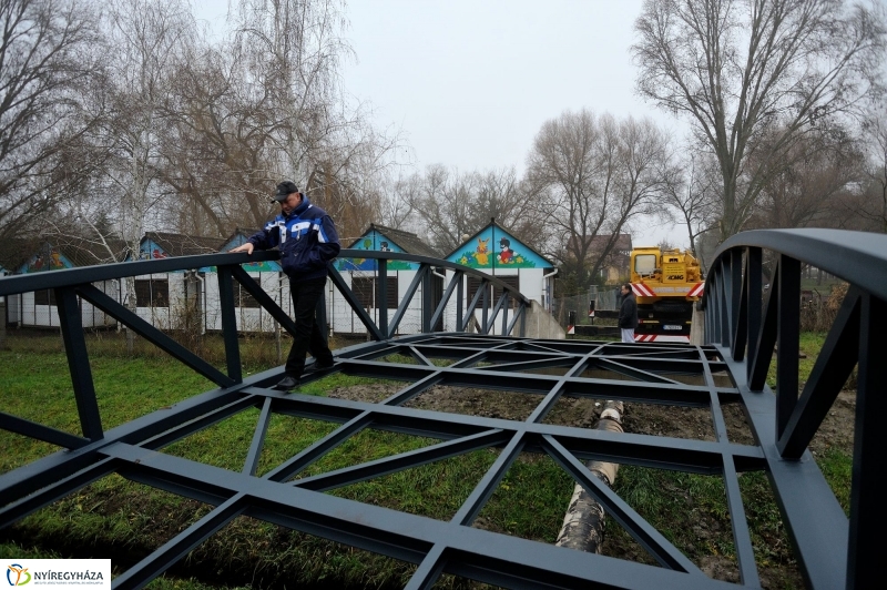 Hídelem beemelése Sóstón