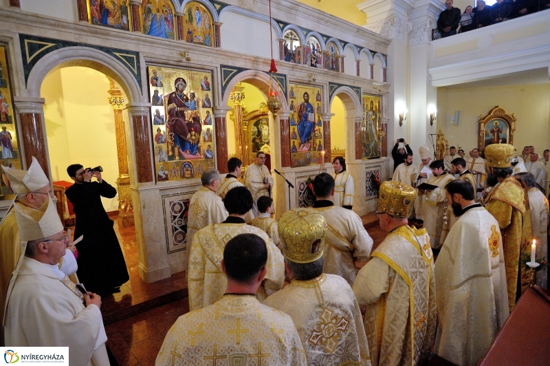 Szocska A. Ábel apostoli kormányzói beiktatása