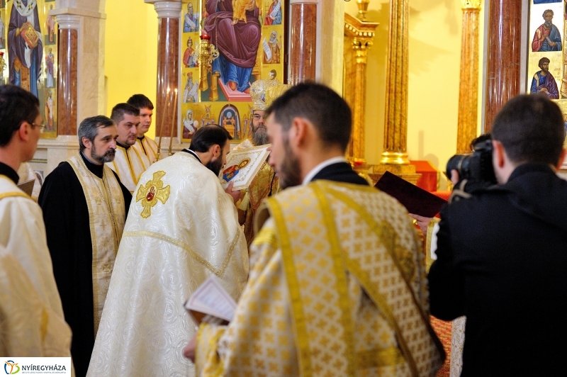 Szocska A. Ábel apostoli kormányzói beiktatása