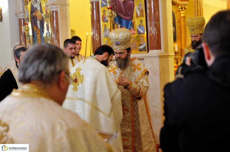 Szocska A. Ábel apostoli kormányzói beiktatása