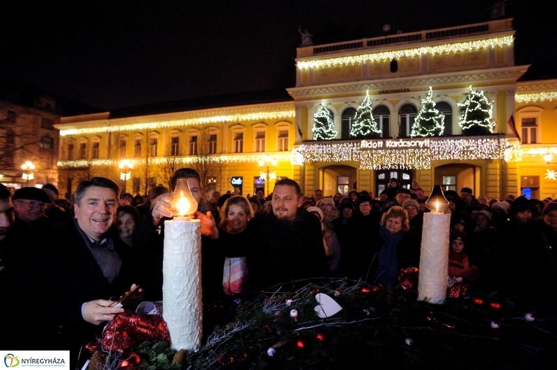 Advent harmadik gyertyája