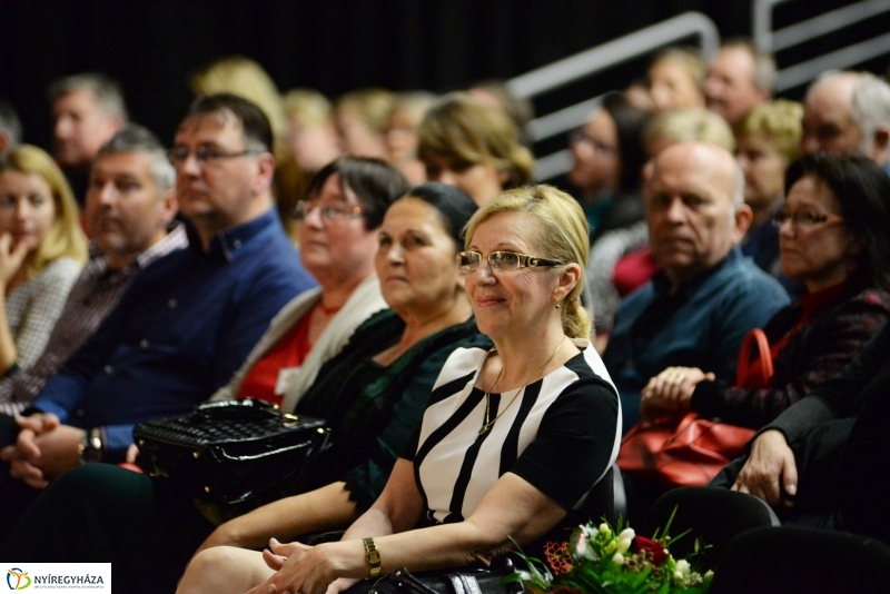 A tükör...az a régi...1.