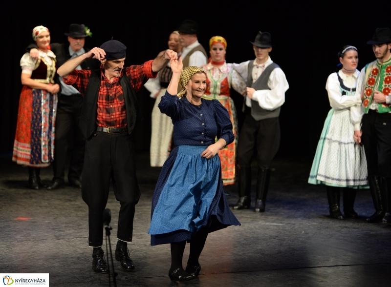 A tükör...az a régi...2.